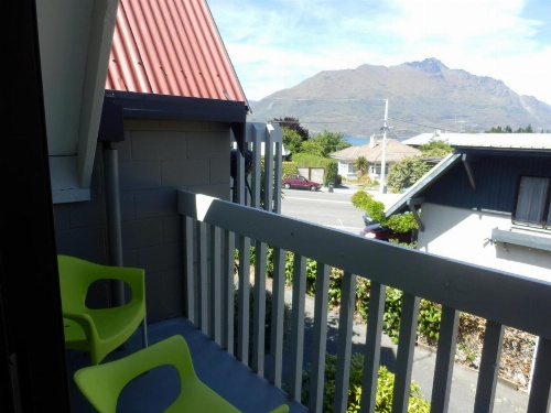 Wakatipu View Apartments image 5